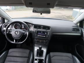 Volkswagen Golf  1.2 TSI Trendline 