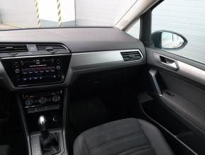 Volkswagen Touran  1.5 TSI 