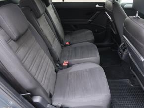 Volkswagen Touran  1.5 TSI 