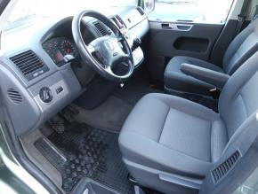 Volkswagen Multivan  2.5 TDI 