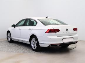 Volkswagen Passat  1.5 TSI 