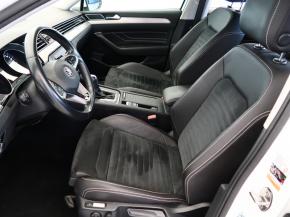 Volkswagen Passat  1.5 TSI 