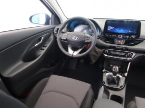 Hyundai i30  1.5 DPI Smart 