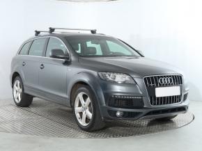 Audi Q7  3.0 TDI . 