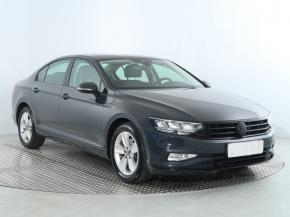 Volkswagen Passat  1.5 TSI 