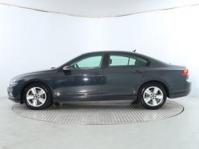 Volkswagen Passat  1.5 TSI 