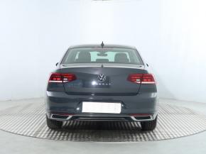 Volkswagen Passat  1.5 TSI 