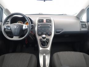 Toyota Auris  1.3 Dual VVT-i 