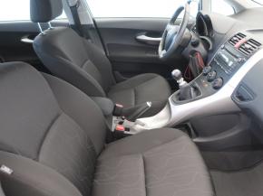 Toyota Auris  1.3 Dual VVT-i 