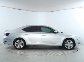 Škoda Superb  2.0 TSI 