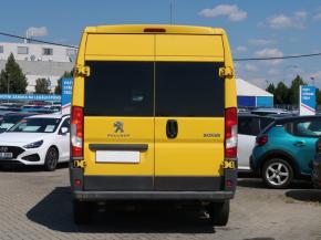 Peugeot Boxer  2.0 BlueHDi 