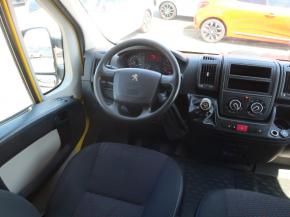 Peugeot Boxer  2.0 BlueHDi 