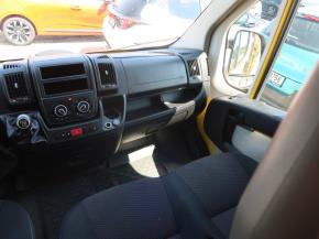 Peugeot Boxer  2.0 BlueHDi 