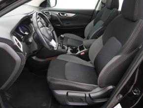 Nissan Qashqai  1.2 DIG-T N-Connecta 