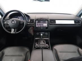 Volkswagen Touareg  3.0 TDI 