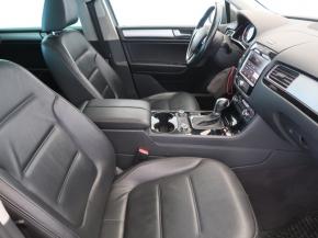 Volkswagen Touareg  3.0 TDI 