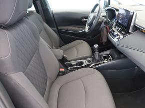 Toyota Corolla  1.5 VVT-i Style 