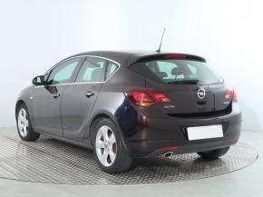 Opel Astra  1.4 T 