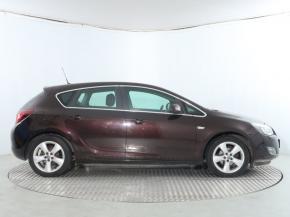 Opel Astra  1.4 T 