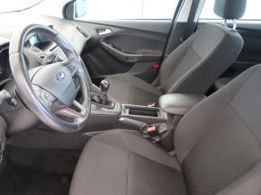 Ford Focus  1.6 i Trend 