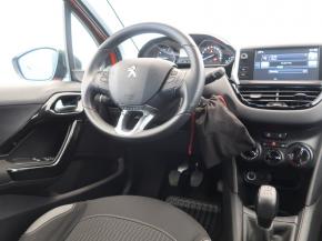 Peugeot 208  1.2 PureTech 