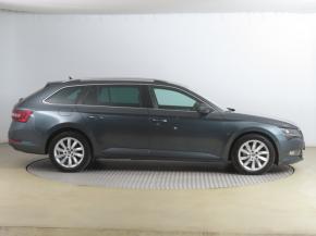 Škoda Superb  2.0 TDI Style 