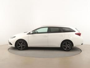 Toyota Auris  1.6 Valvematic 