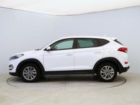 Hyundai Tucson  1.7 CRDi Trikolor 