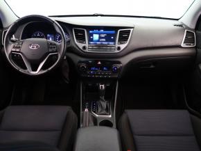 Hyundai Tucson  1.7 CRDi Trikolor 