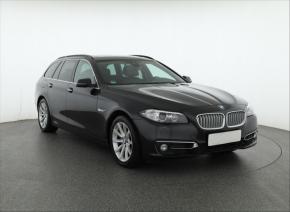 BMW 5  530d xDrive Modern Line 