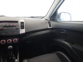 Peugeot 4007  2.2 HDI 