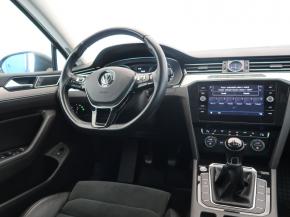 Volkswagen Passat  2.0 TDI 