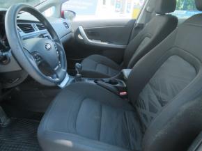 Kia Ceed  1.4 CVVT 