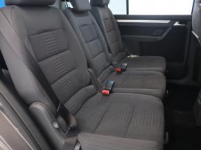 Volkswagen Touran  2.0 TDI 