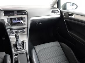 Volkswagen Golf  1.4 TSI 