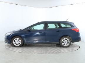 Ford Focus  1.6 i Trend 