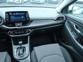 Hyundai i30  1.6 CRDi 