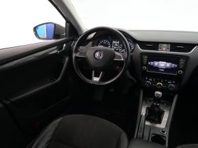 Škoda Octavia  Scout 2.0 TDI 