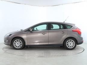 Ford Focus  1.6 i Titanium 