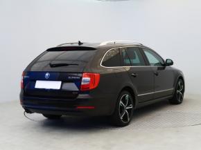 Škoda Superb  2.0 TDI Elegance 