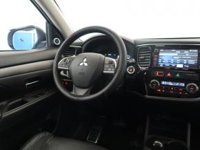 Mitsubishi Outlander  2.2 DI-D 