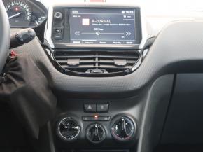 Peugeot 2008  1.2 PureTech 