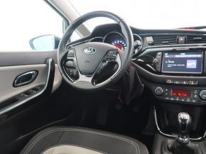 Kia Ceed  1.6 GDI 