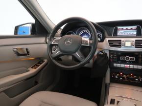 Mercedes-Benz E  E 350 4MATIC 