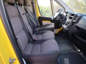 Peugeot Boxer  2.0 BlueHDi 