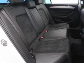 Volkswagen Passat  2.0 TDI R-Line 