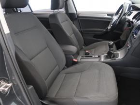 Volkswagen Golf  1.2 TSI 