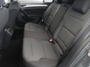 Volkswagen Golf  1.2 TSI 