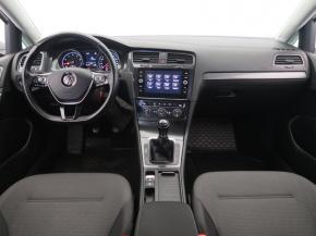 Volkswagen Golf  1.0 TSI 