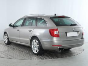 Škoda Superb  2.0 TDI Elegance 